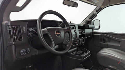 2021 GMC Savana 2500