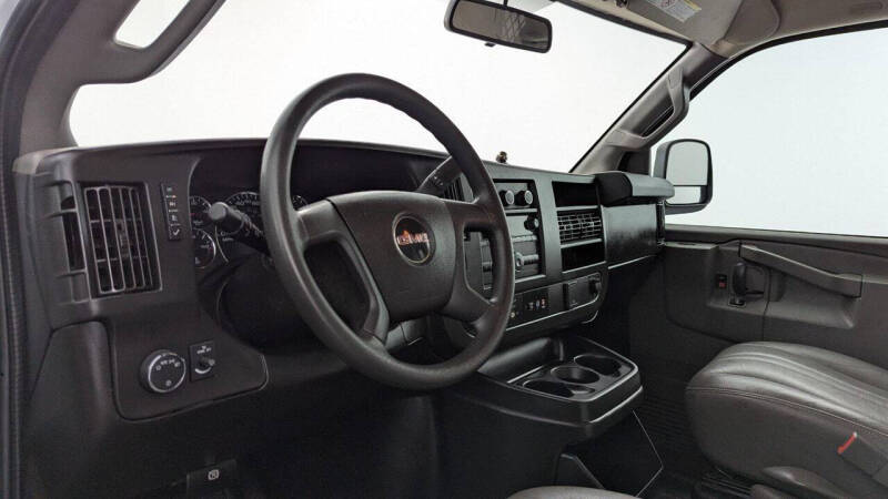 2021 GMC Savana 2500