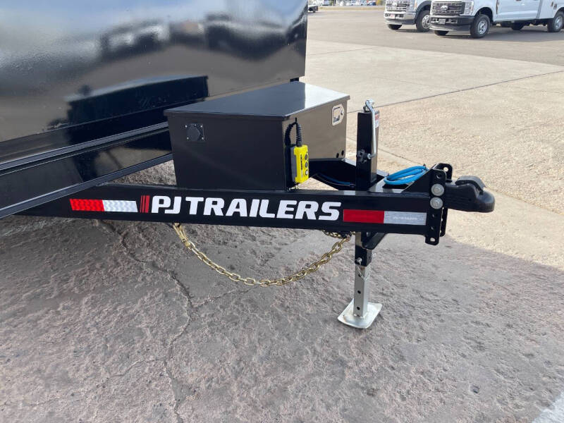 2026 PJ Trailers D7