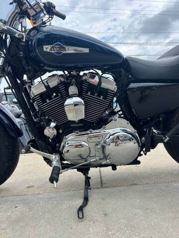 2014 Harley-Davidson Sportster 1200 Custom