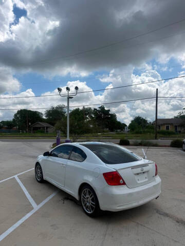 2005 Scion tC