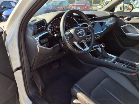 2023 Audi Q3 quattro S line Premium 45 TFSI