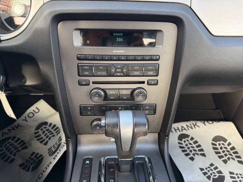 2010 Ford Mustang V6