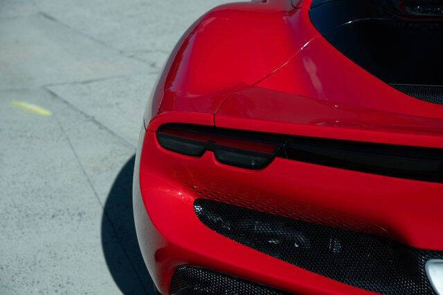 2024 Ferrari 296 GTS