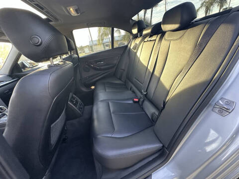 2015 BMW 3 Series 328i xDrive