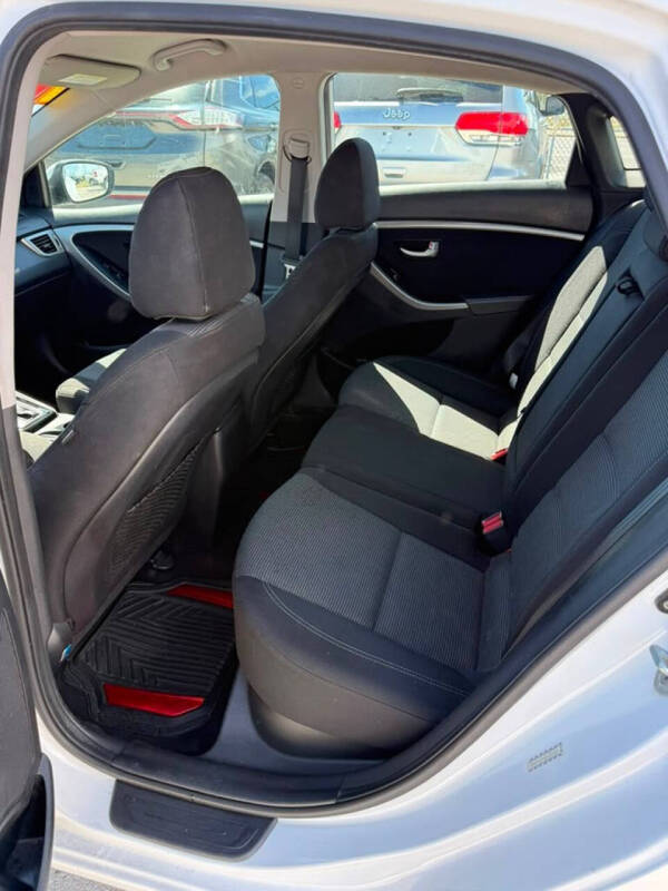 2017 Hyundai Elantra GT