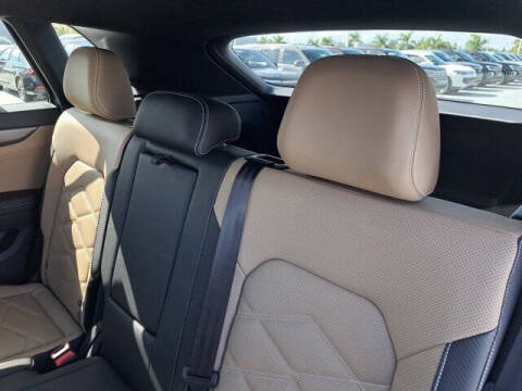 2026 Volkswagen Atlas Cross Sport SE