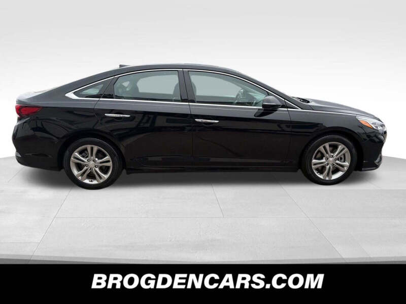 Used 2018 Hyundai Sonata Limited with VIN 5NPE34AF3JH652039 for sale in Garden City, KS