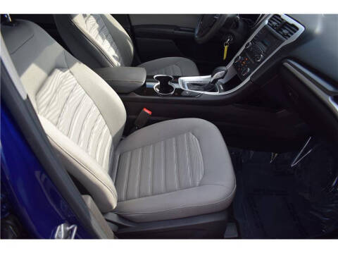 2016 Ford Fusion Hybrid S