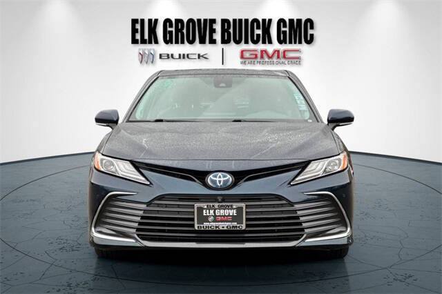 2021 Toyota Camry Hybrid XLE