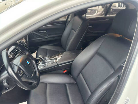 2016 BMW 5 Series 528i xDrive