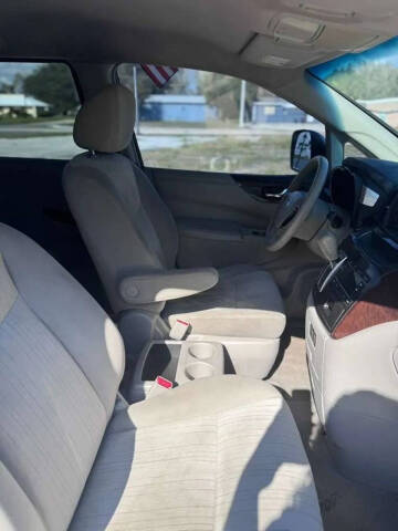 2011 Nissan Quest