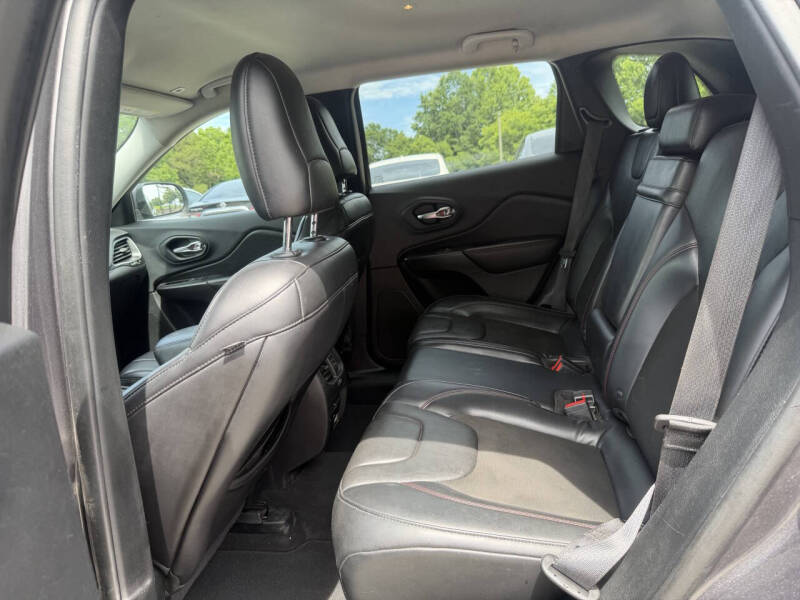 2019 Jeep Cherokee Trailhawk