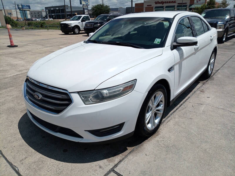 2013 Ford Taurus SEL