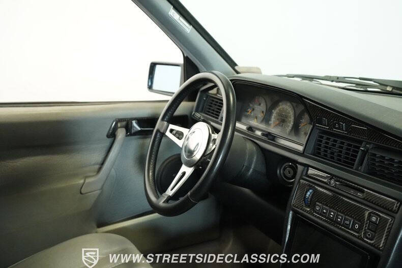 1989 Mercedes-Benz 190-Class 190 E 2.6