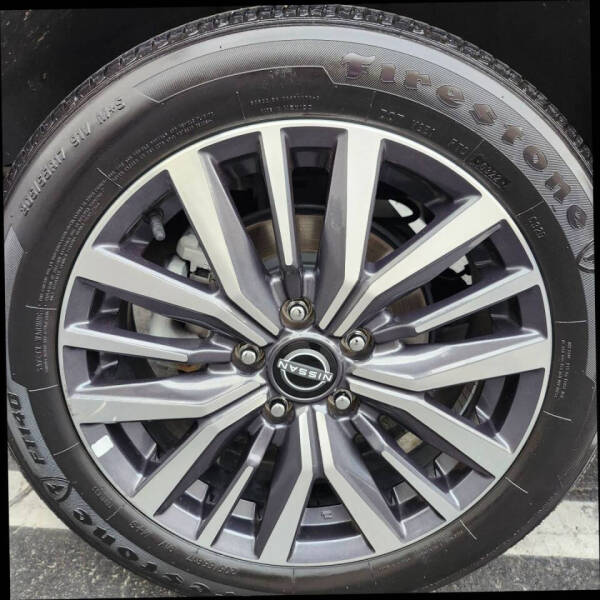 2022 Nissan Kicks SV