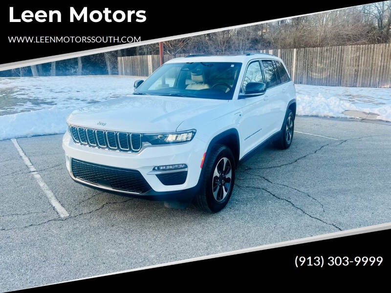 2022 Jeep Grand Cherokee for sale at Leen Motors in Merriam KS