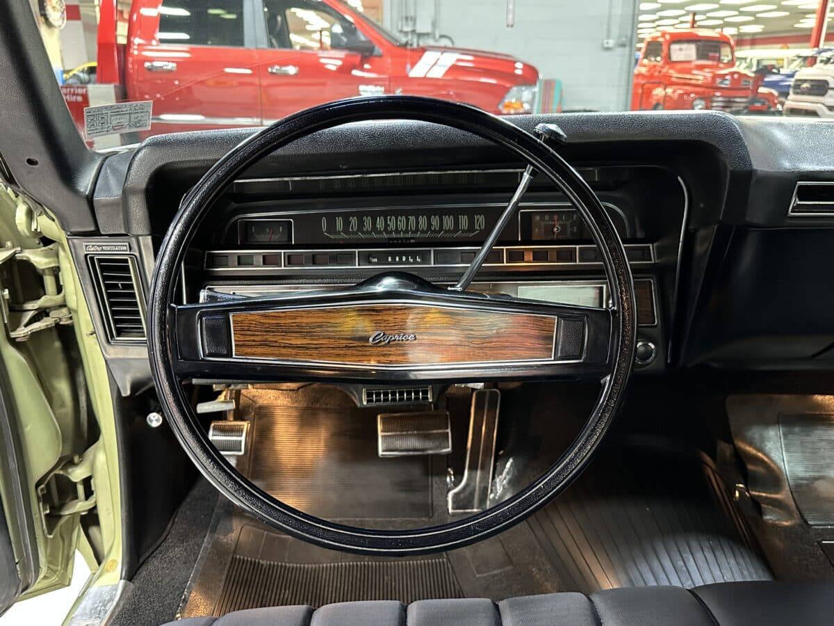 1969 Chevrolet Caprice 11