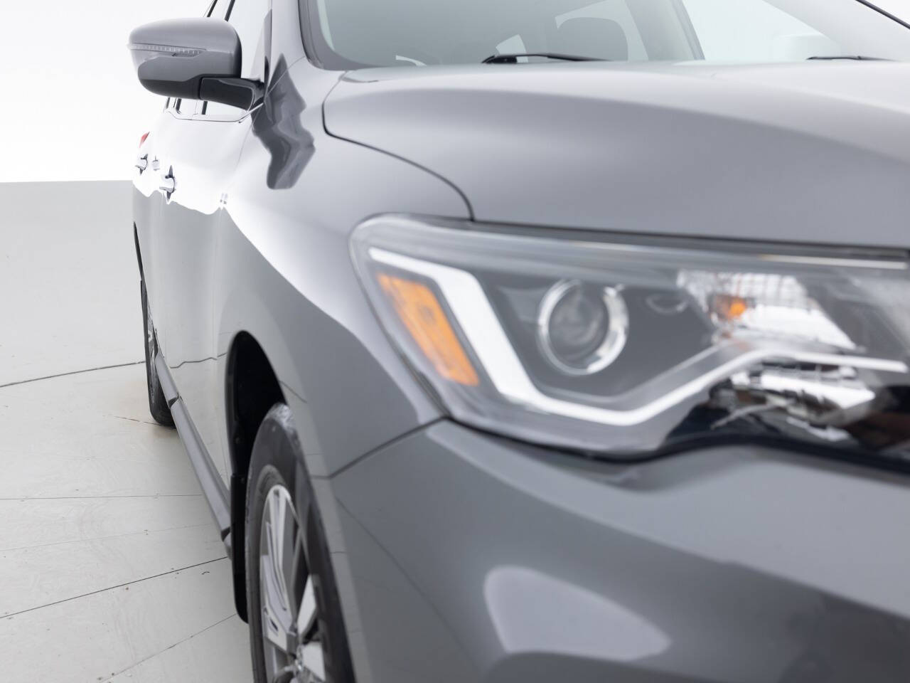 Used Car 2018 Nissan Pathfinder  S 4x4 4dr Suv For Sale Under $15,000 In Coal City, Illinois