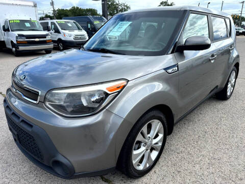 2015 Kia Soul +