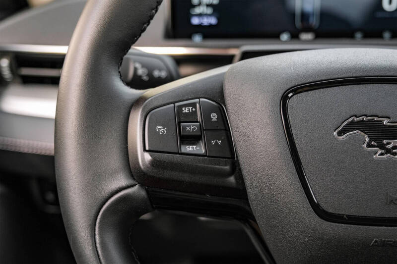 2023 Ford Mustang Mach-E Select