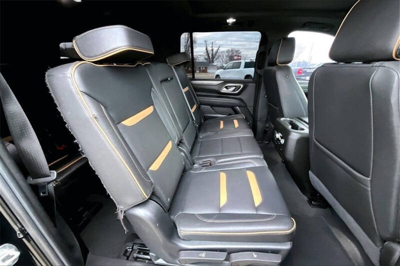 2023 GMC Yukon XL AT4