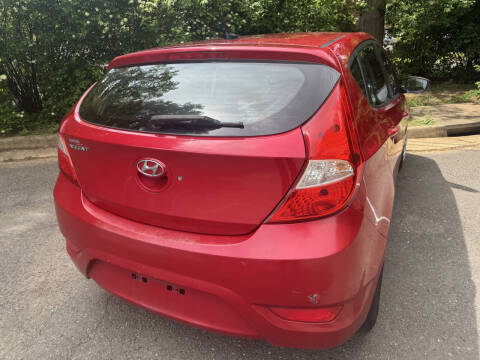 2016 Hyundai Accent SE