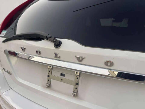 2016 Volvo XC60 T5 Drive-E Premier