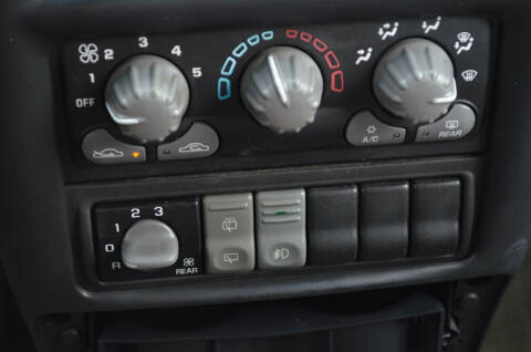 2003 Pontiac Montana