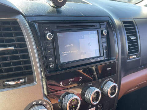 2014 Toyota Sequoia Platinum