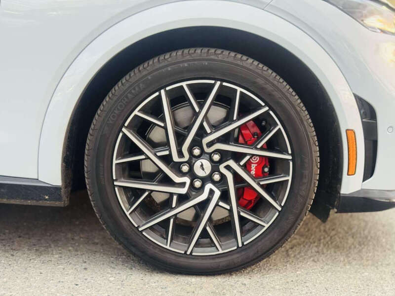 2021 Ford Mustang Mach-E GT