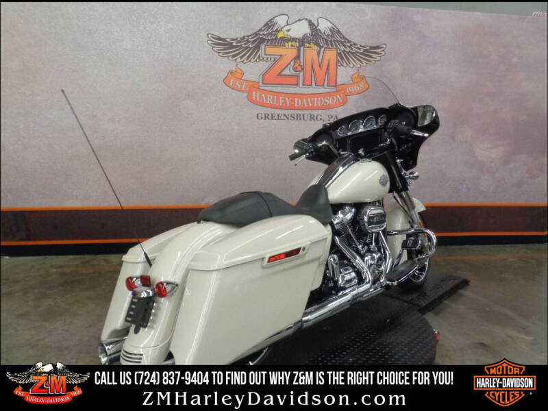 2022 Harley-Davidson Street Glide Special