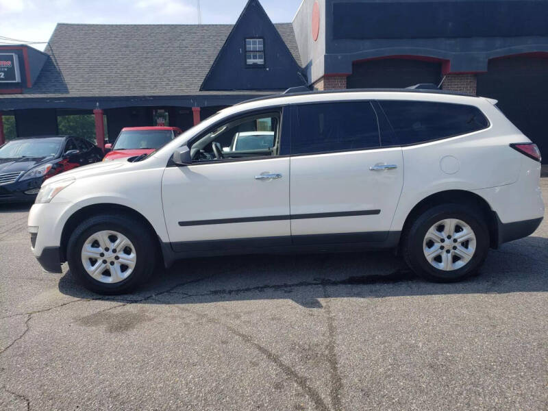 2015 Chevrolet Traverse LS photo 5