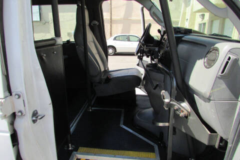 2011 Ford E-Series E-350 SD