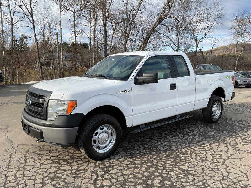 2014 Ford F-150 XL's photo