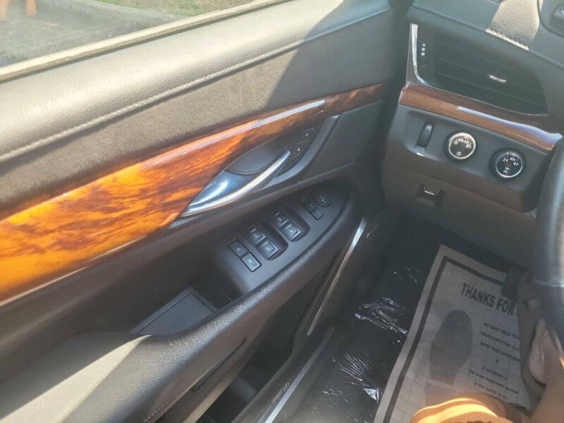 2015 Cadillac Escalade ESV Premium