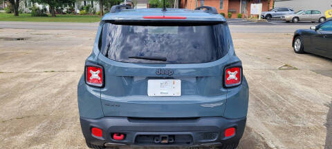2017 Jeep Renegade Deserthawk