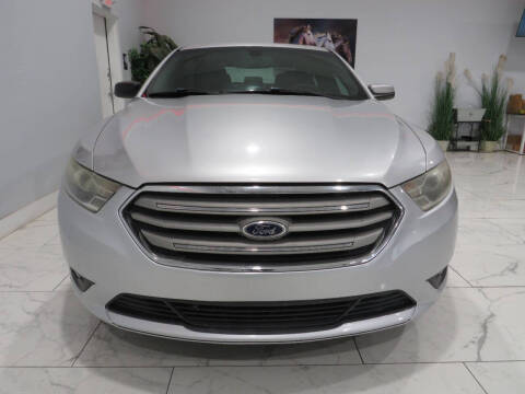 2015 Ford Taurus SEL
