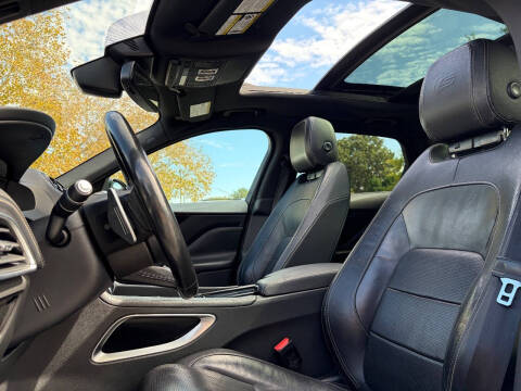 2018 Jaguar F-PACE S