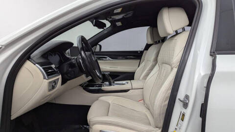 2017 BMW 7 Series 750i