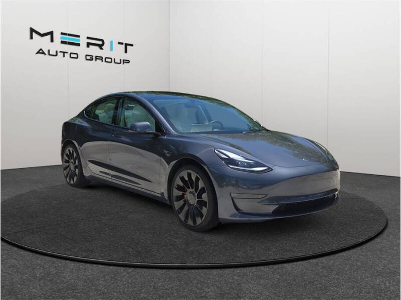 2023 Tesla Model 3 Performance