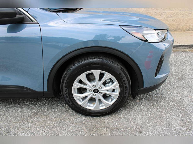 2023 Ford Escape Hybrid Active