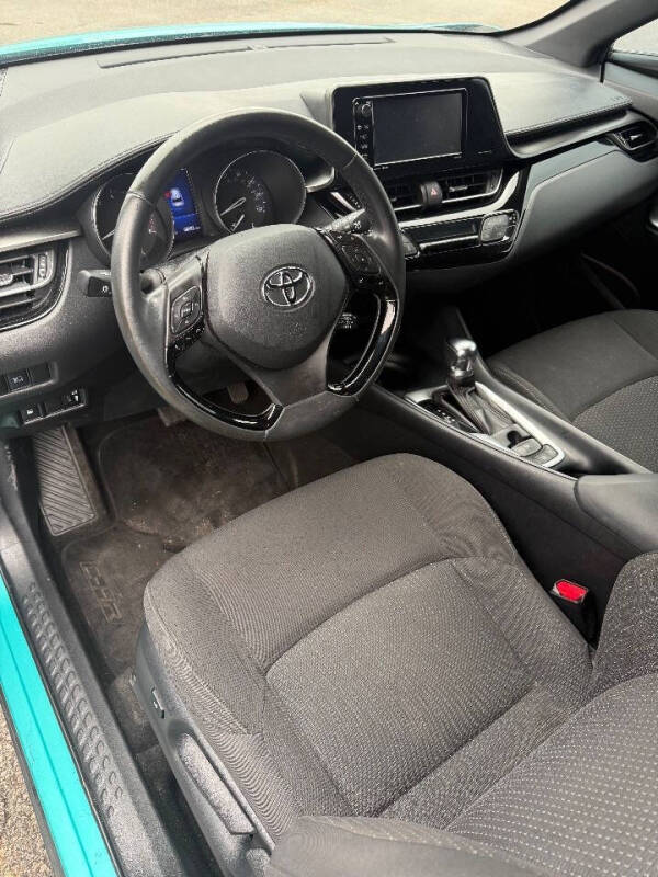 2018 Toyota C-HR XLE Premium