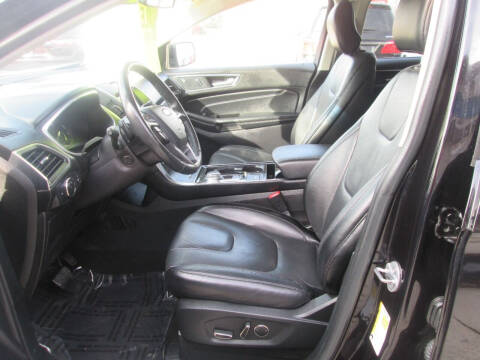 2019 Ford Edge Titanium