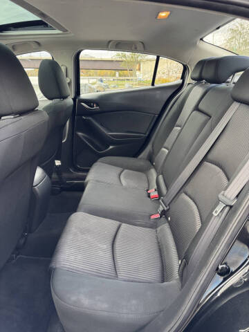 2015 Mazda MAZDA3 i Touring