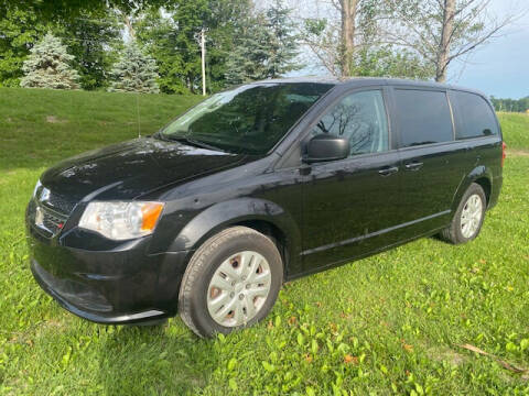2018 Dodge Grand Caravan for sale at Dave's Auto & Truck in Campbellsport WI