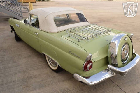 1956 Ford Thunderbird