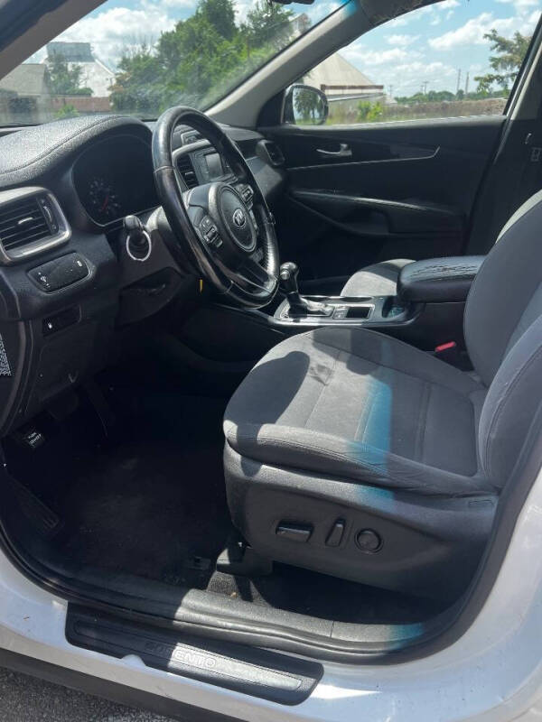 2016 Kia Sorento L