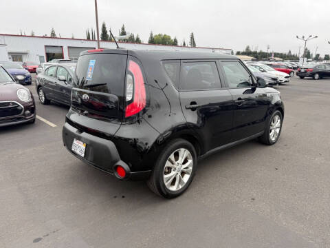 2014 Kia Soul +