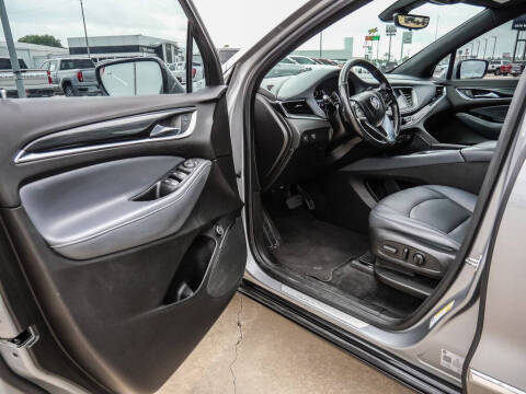 2024 Buick Enclave Essence